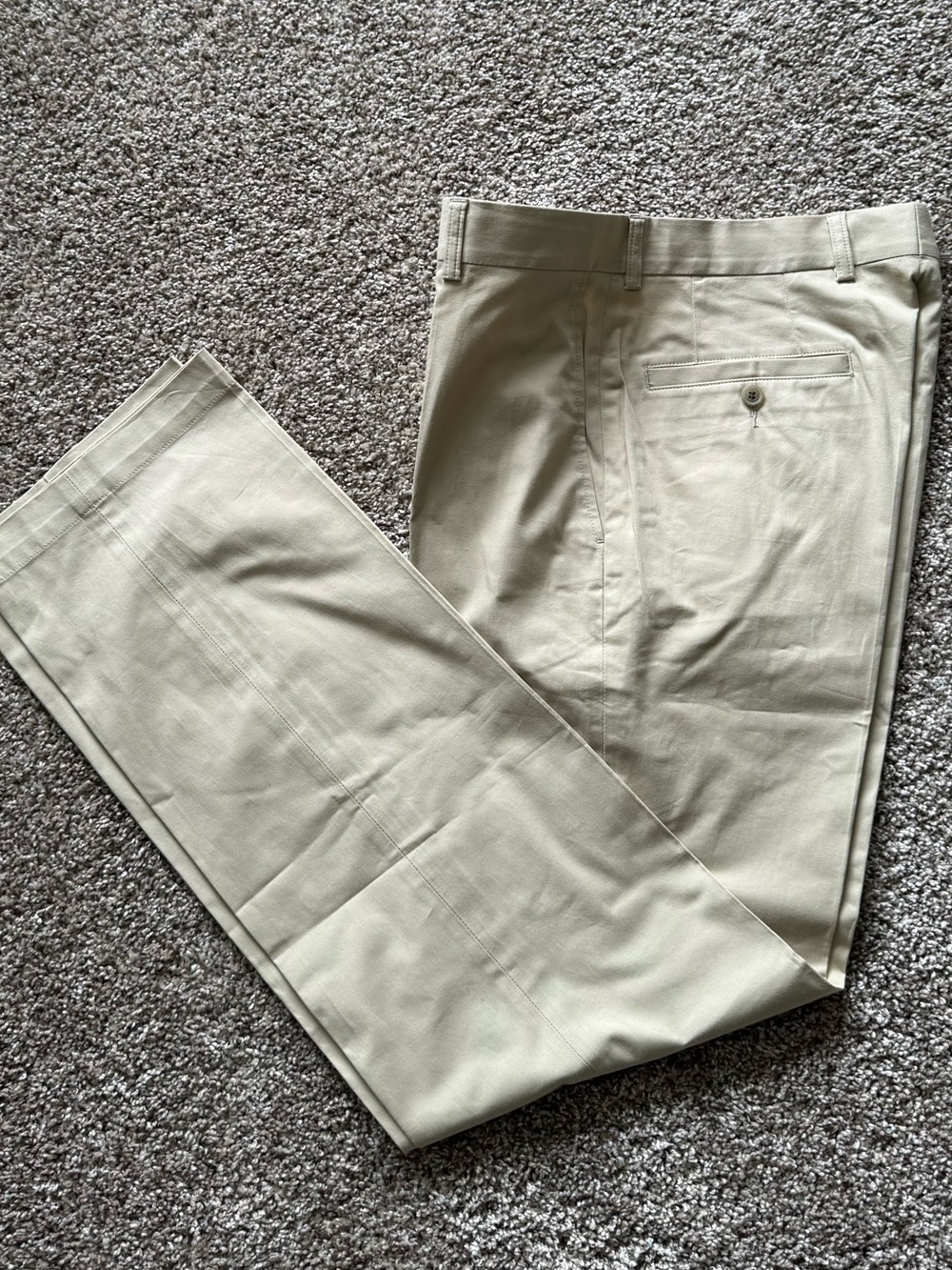 HUGO Men's Chinos - Light Tan